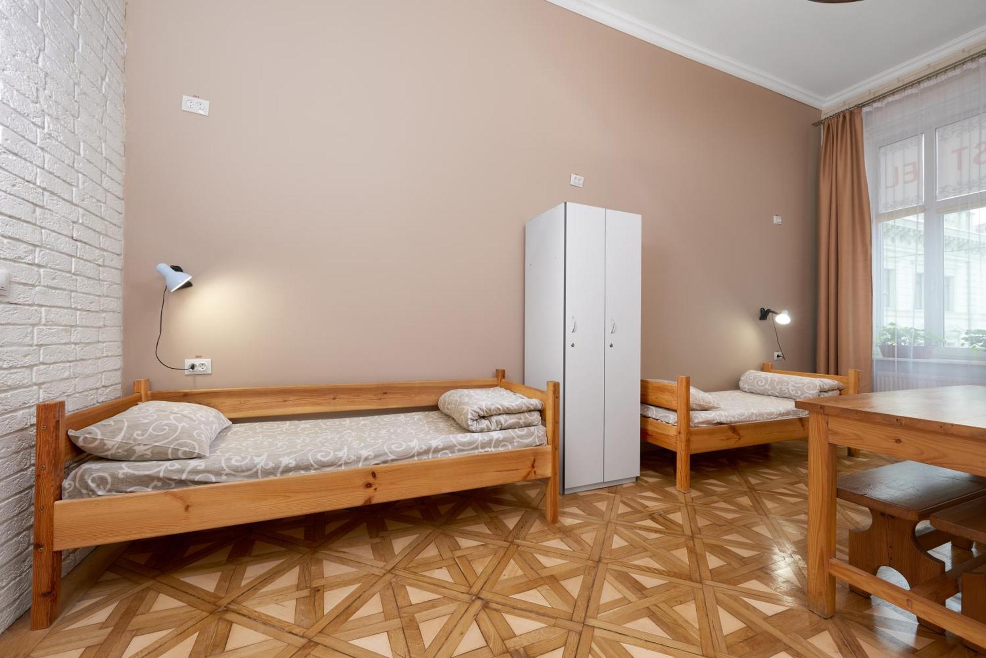 Cossacks Hostel Lviv Szoba fotó